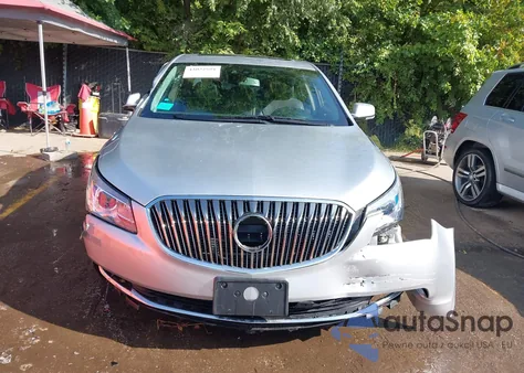 2016 Buick Lacrosse Sport Touring z USA, uszkodzony, nr VIN 1G4G45G35GF245847